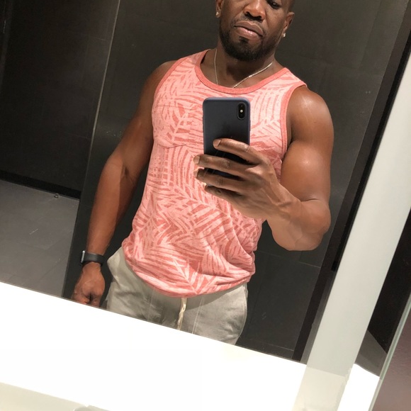 Meet your Posher, Garon - Picture 4 of 8